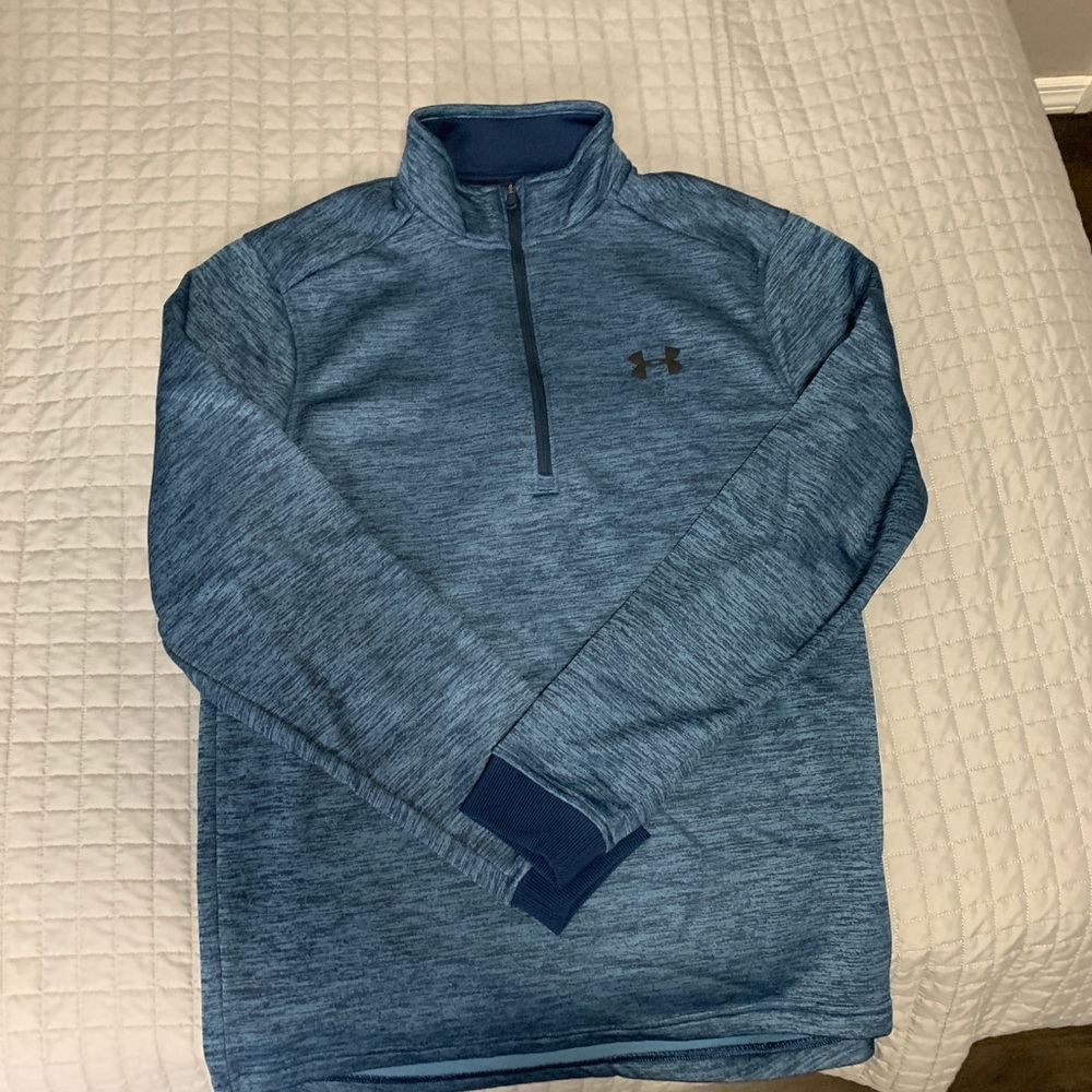 Under armour sweatshirt